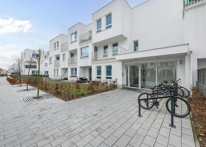 Na Brodatego Apartment